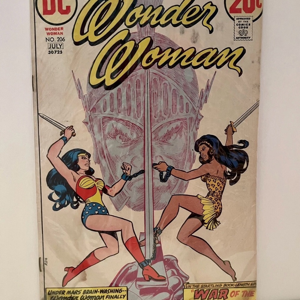 Wonder Woman #206 (DC Comics 1973) Origin & 1st Cover Appearance  Nubia! Key!